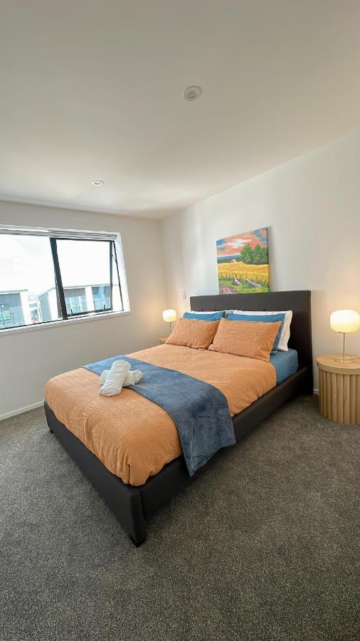 Walking Distance To Riverside Market & Hospital Christchurch Buitenkant foto