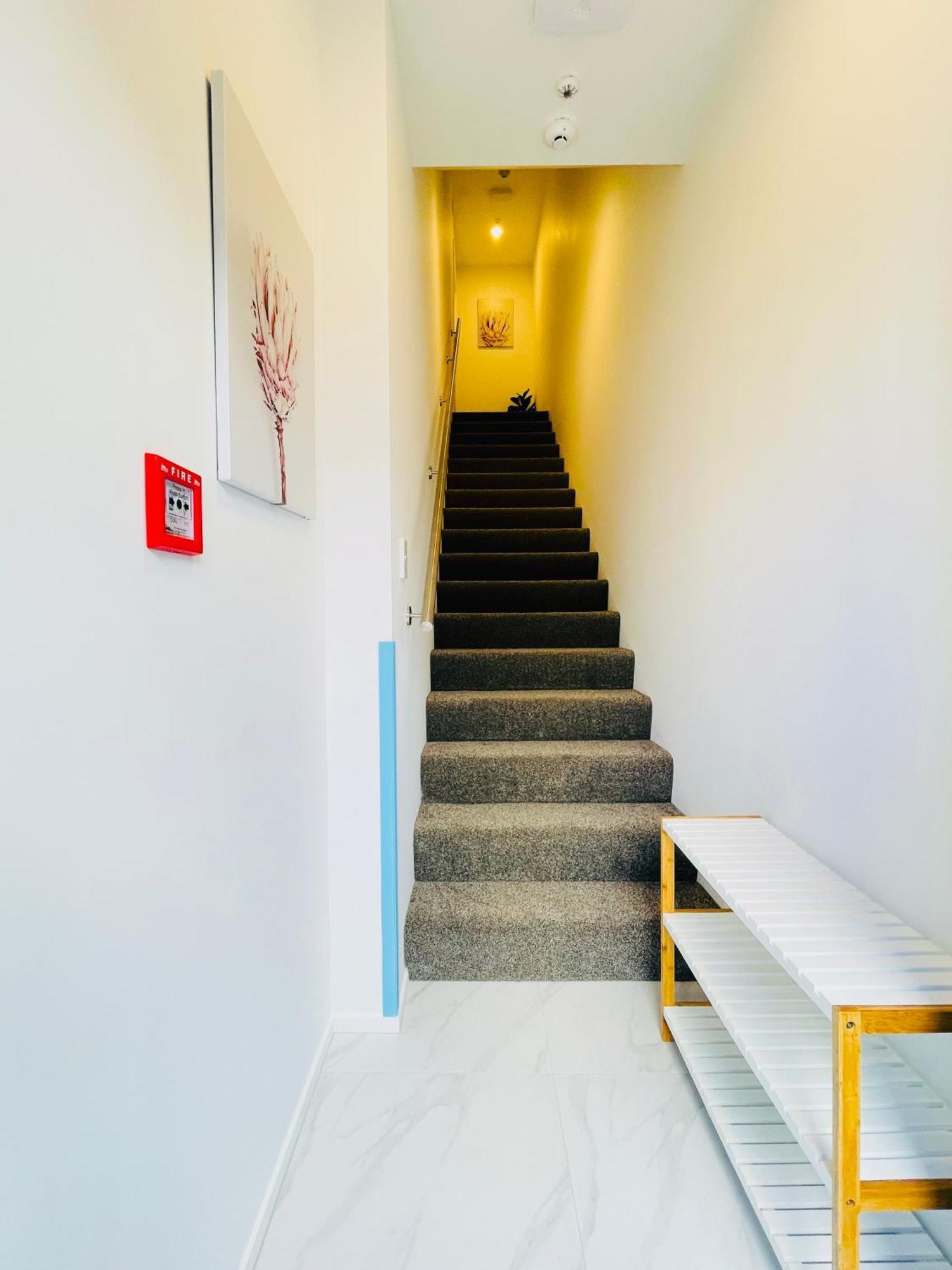 Walking Distance To Riverside Market & Hospital Christchurch Buitenkant foto